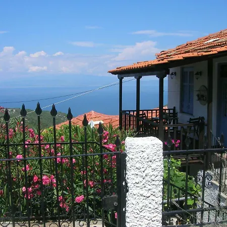 Athina's House * Skala Sotiros